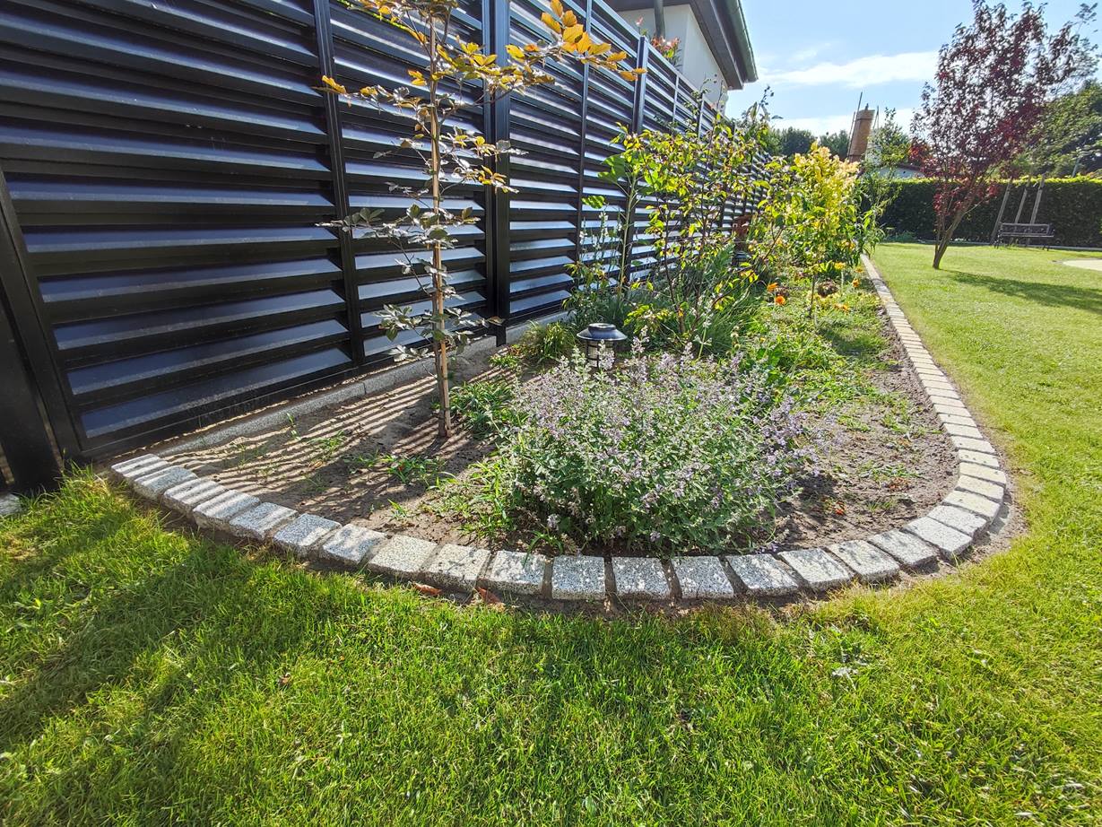 Beeteinfassung aus Naturstein DIY jonastone